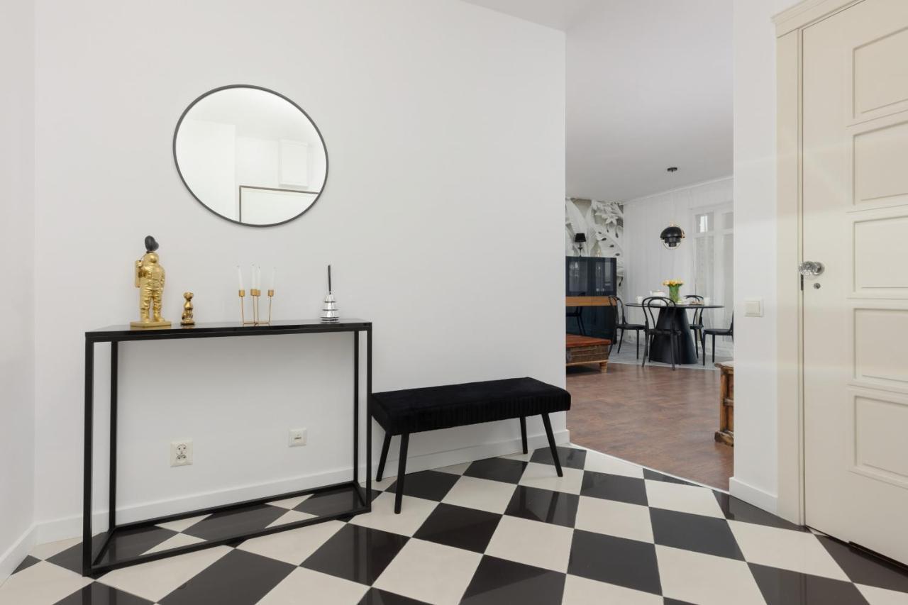 Blonia Wilanowskie Apartment Warsaw By Noclegi Renters Bagian luar foto