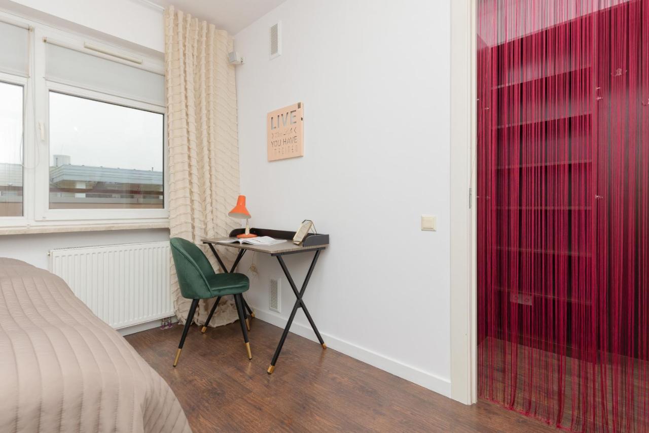 Blonia Wilanowskie Apartment Warsaw By Noclegi Renters Bagian luar foto