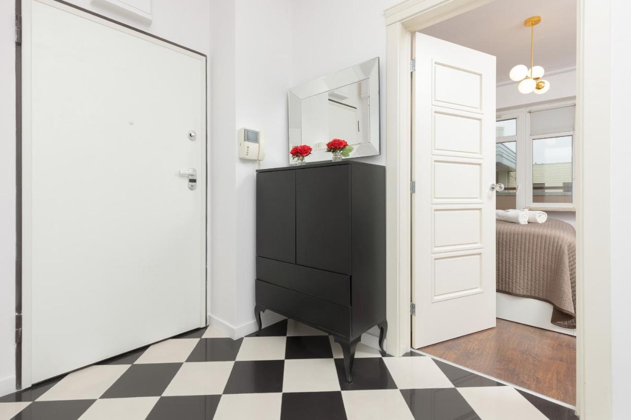 Blonia Wilanowskie Apartment Warsaw By Noclegi Renters Bagian luar foto